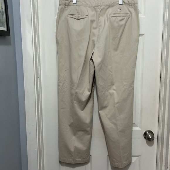 TOMMY HILFIGER chinos. Size 16 - Picture 4 of 7